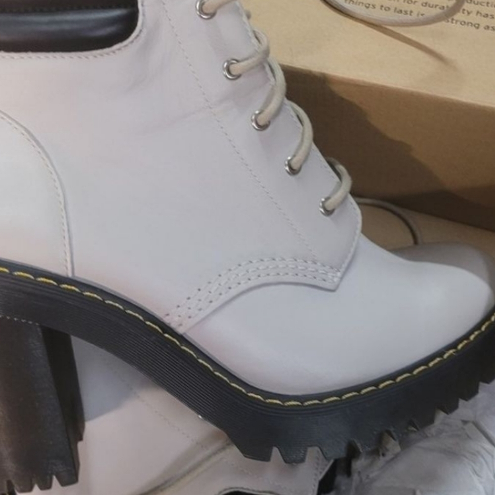 Dr. Martens
